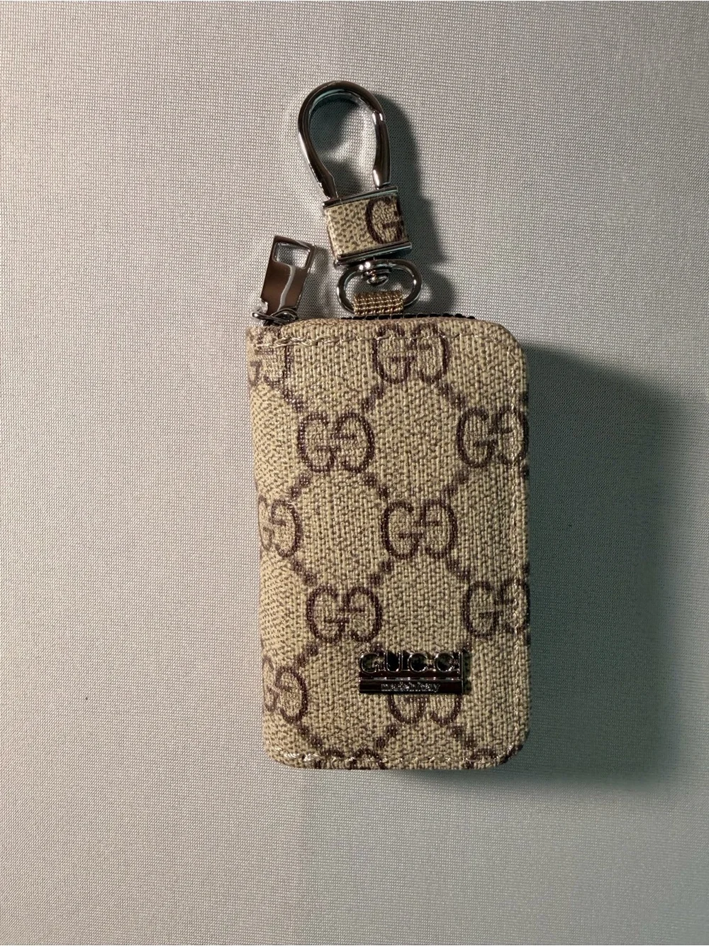 N/A compact monogram